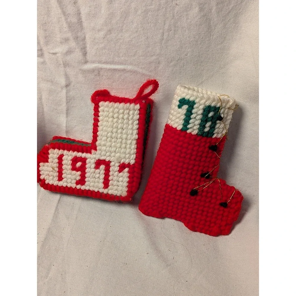 Vintage 1970s Plastic Canvas Christmas Ornaments Lot 7pc Handmade Stockings Noel